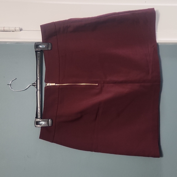 Skir - Picture 2 of 3